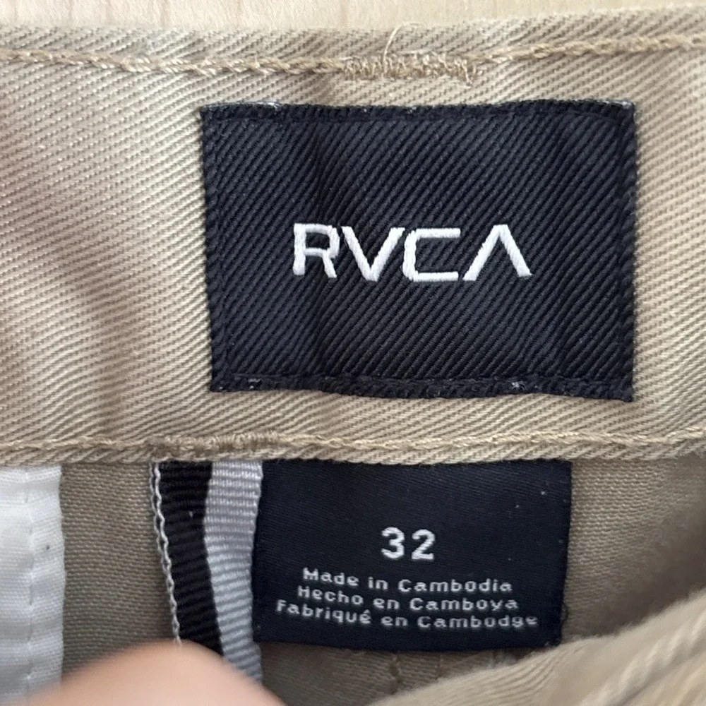 RVCA The Weekend Chino Shorts Beige Rugged Skateboard Flat‎ Mens Size 32